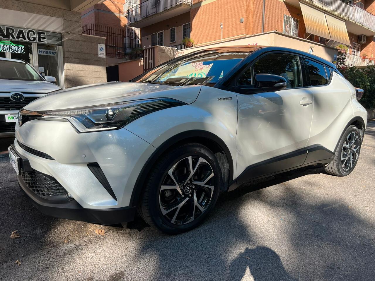 Toyota C-HR 1.8 Hybrid E-CVT Style