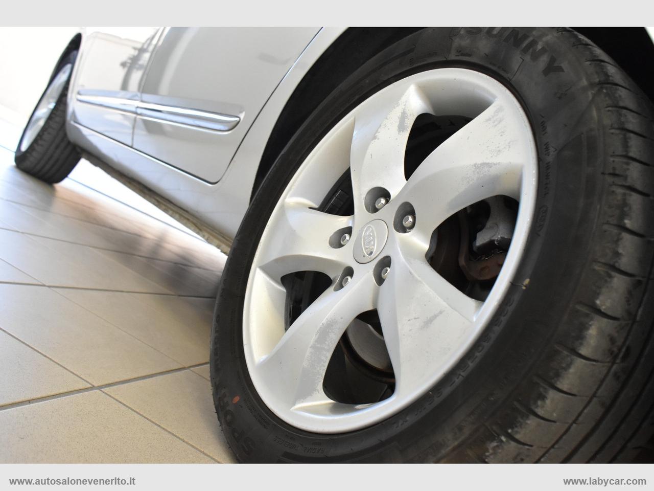 KIA Carens 2.0 16V CRDi VGT EX Class