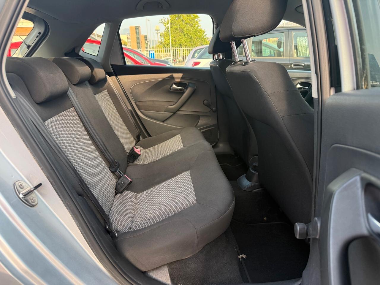 POLO 1.6 DIESEL 75CV ANNO 2010-OK NEOP. PERFETTA