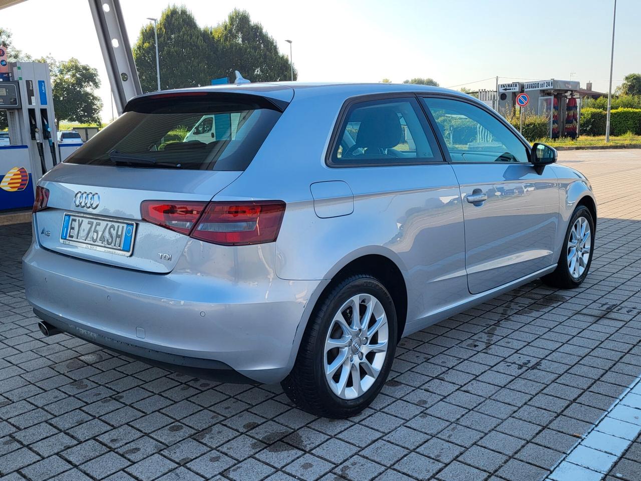 Audi A3 1.6 TDI clean diesel Ambition