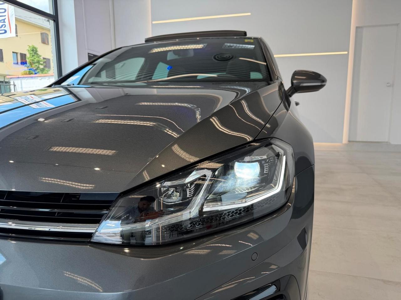 Volkswagen Golf 1.6 TDI R-LINE FULL OPTIONAL