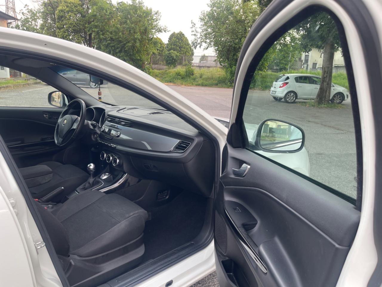 Alfa Romeo Giulietta 2.0 JTDm-2 140 CV Exclusive
