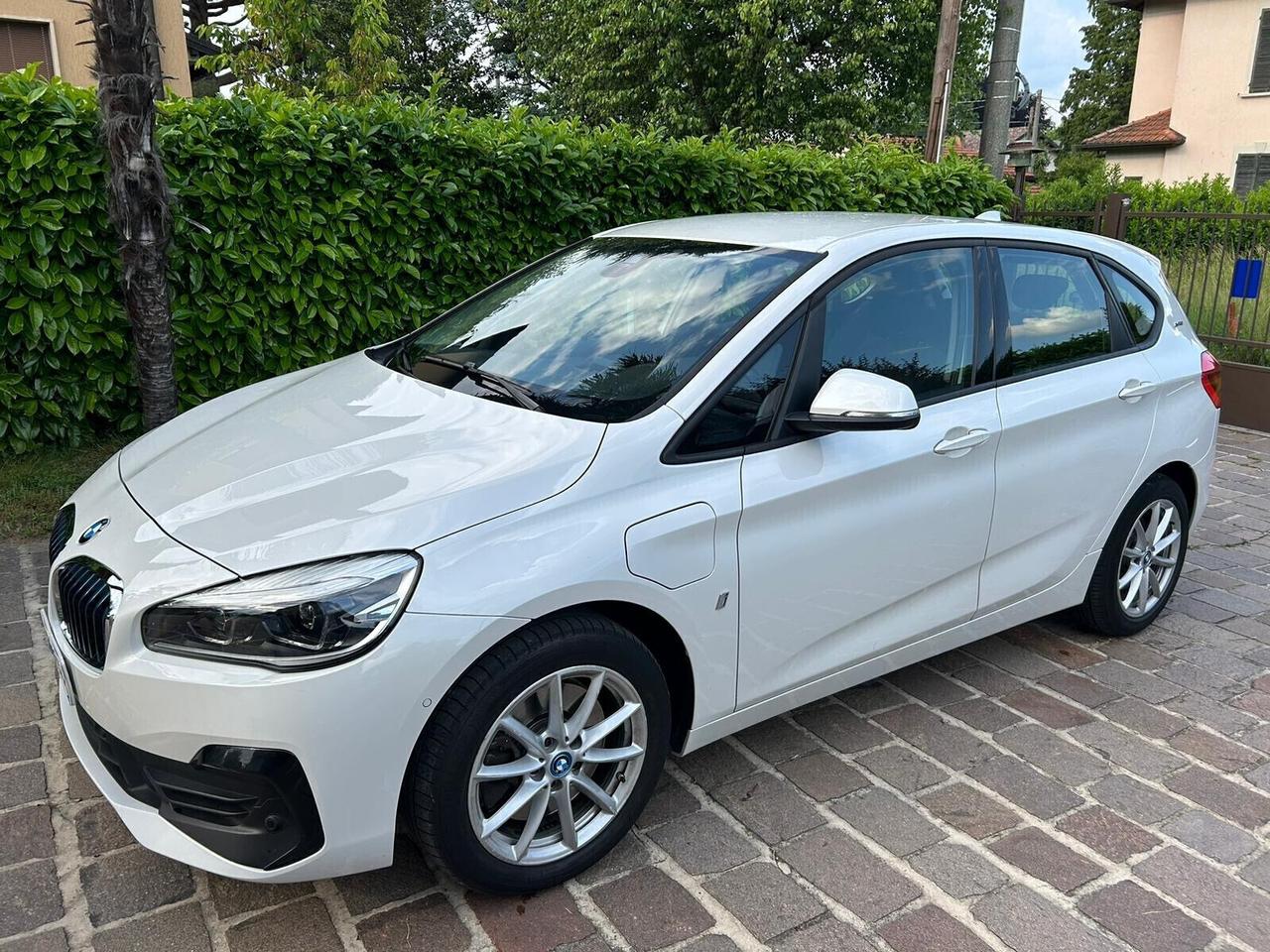 Bmw 225 Serie 2 Luxury AUT. 225XE*SOLO 79000KM*NAVI*CERCHI*