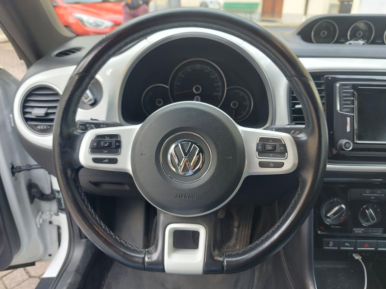 Volkswagen Maggiolino 2.0 TDI 110 cv ok neopatentati