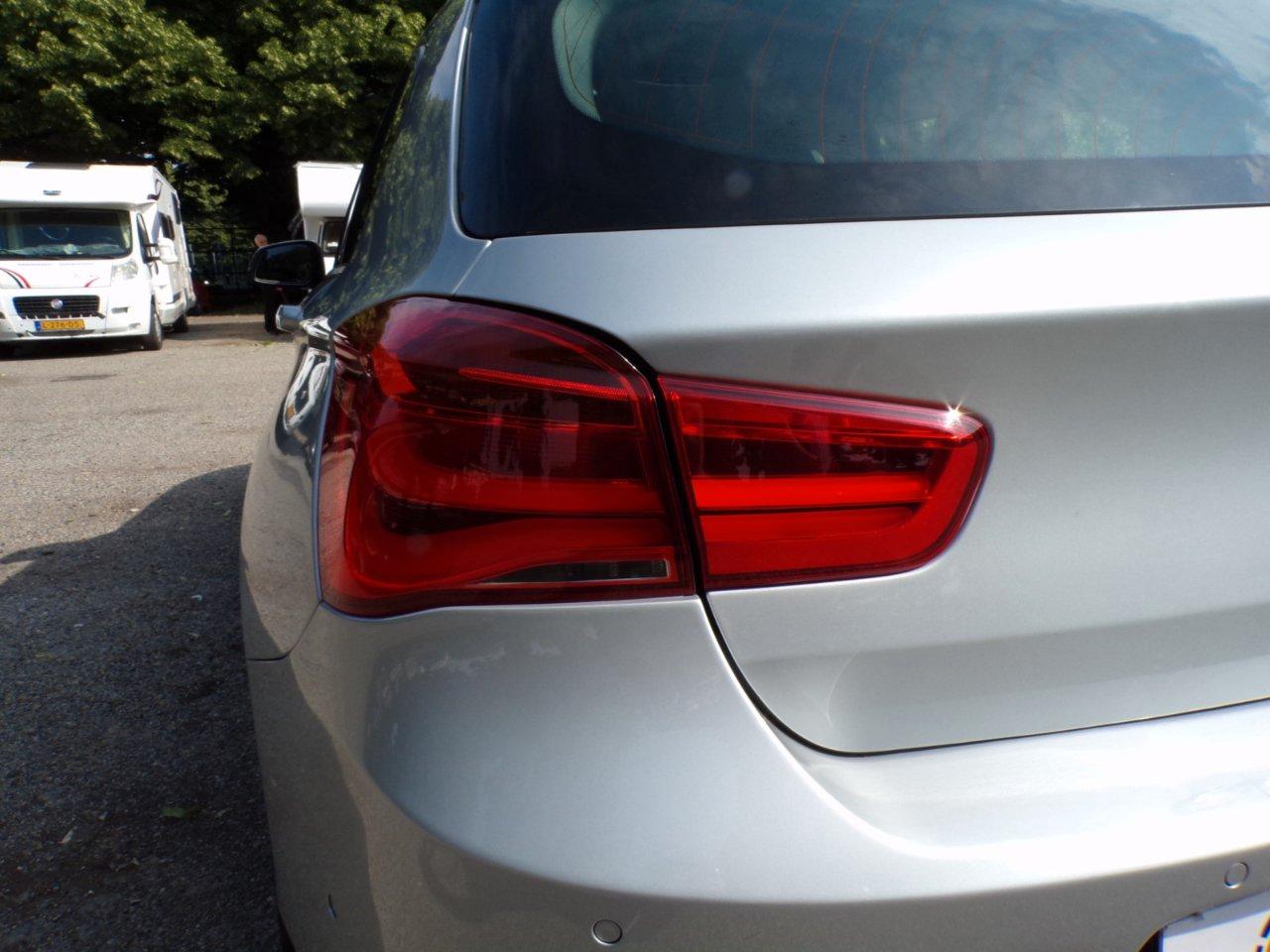 BMW 118 d Advantage 5p auto