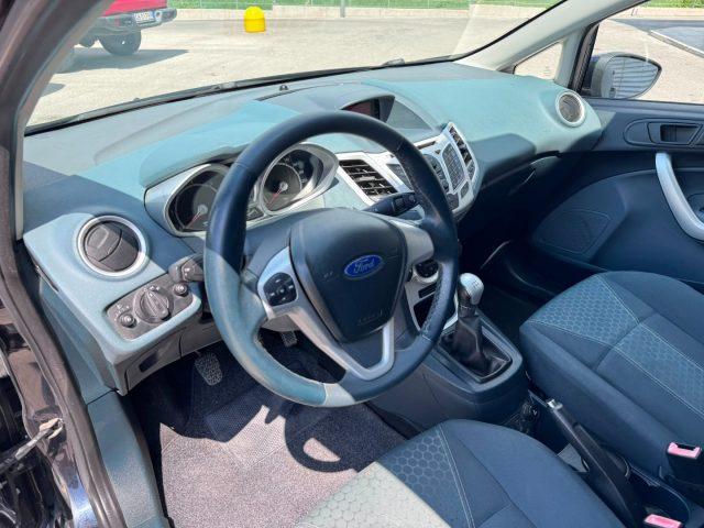 FORD Fiesta 1.6 TDCi 95 CV 5p. Titanium OK NEOPATENTATI
