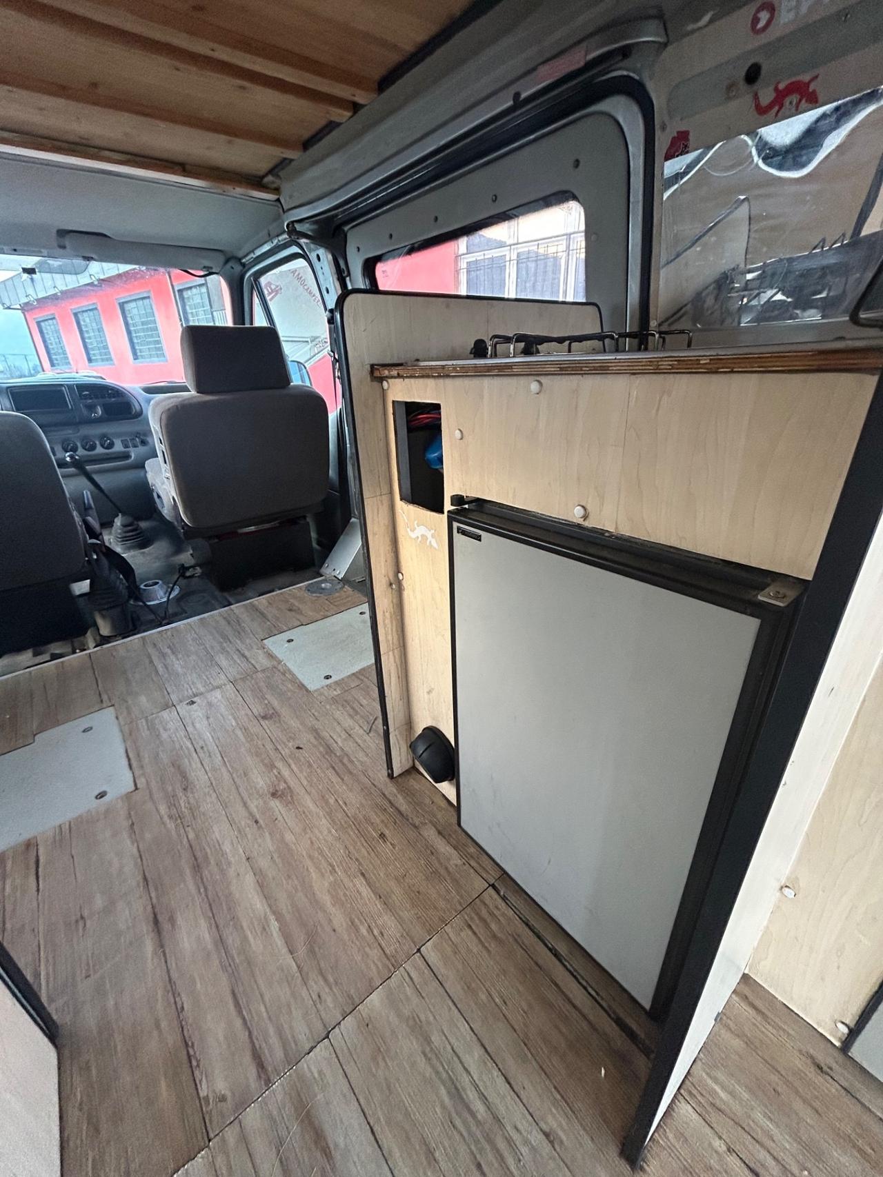 237 solari a camper puro del 2000 in saldo