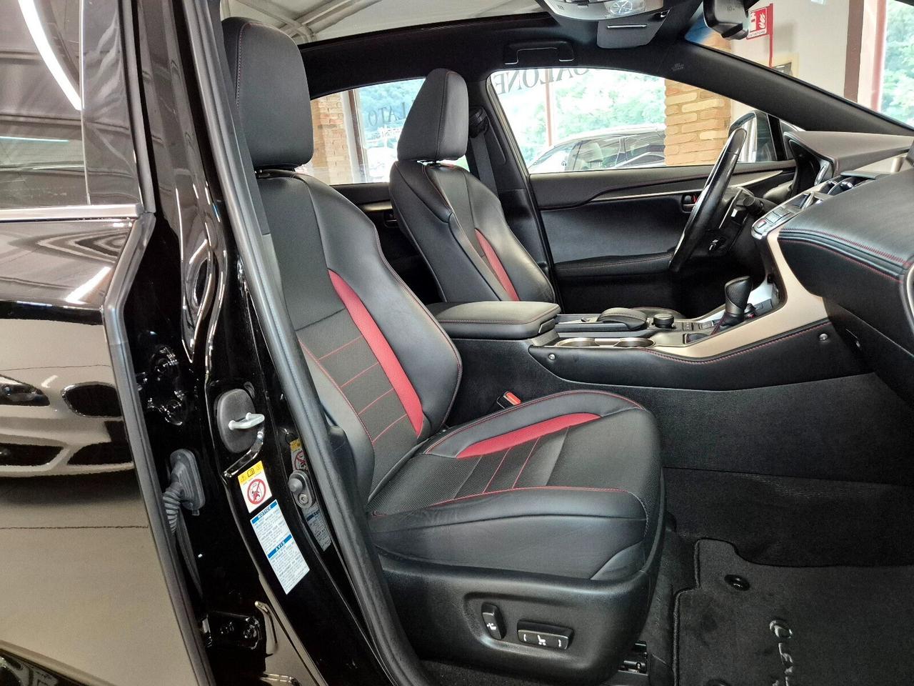 Lexus NX 300h Hybrid 4WD F-Sport