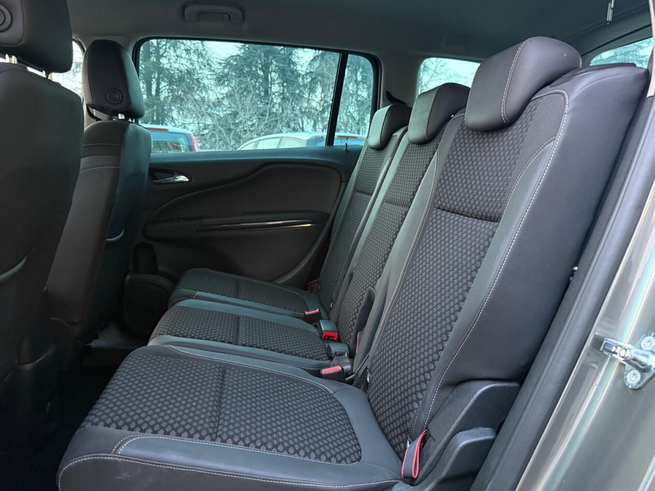 Opel Zafira 1.6t metano ecoM