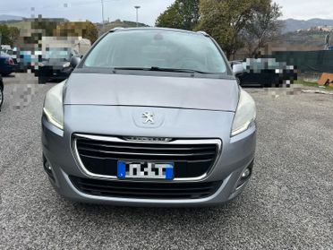 Peugeot 5008 120cv **7 POSTI** unico proprietario - KM certificati