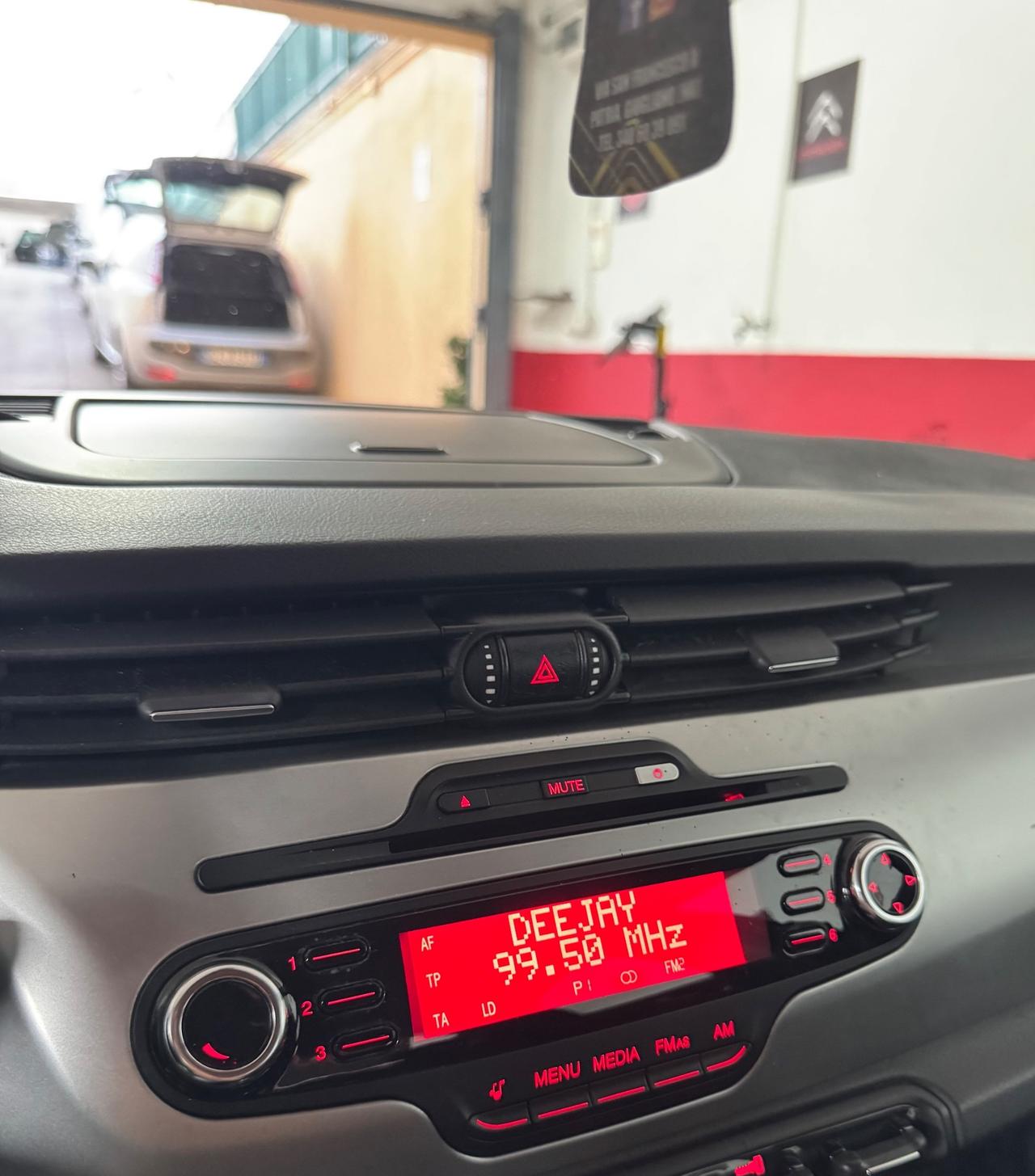 Alfa Romeo Giulietta 1.4 BENZINA 120 CV DA VETRINA