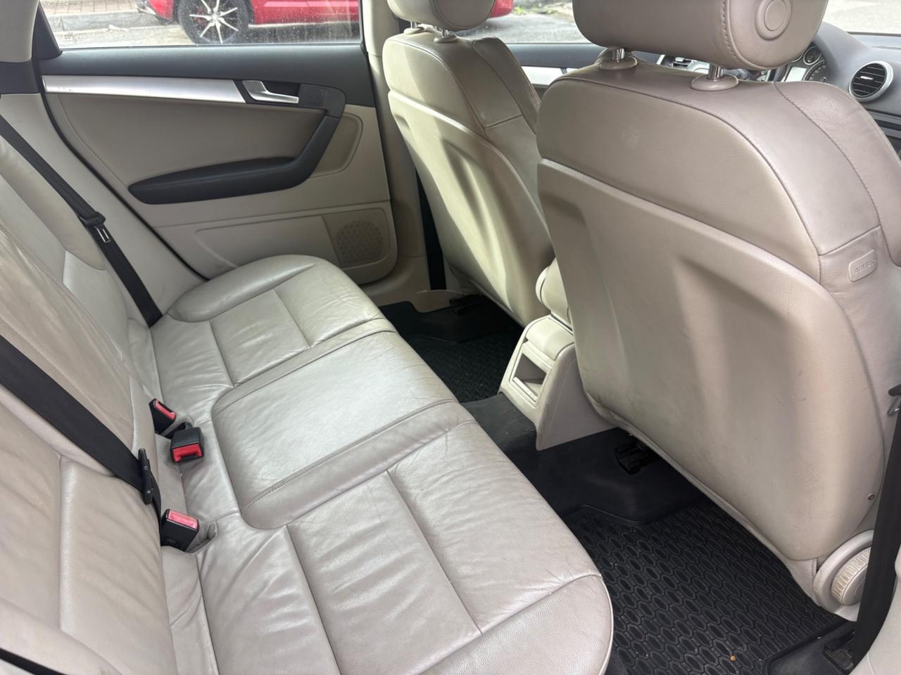 Audi A1 1.0 TFSI ultra S-line