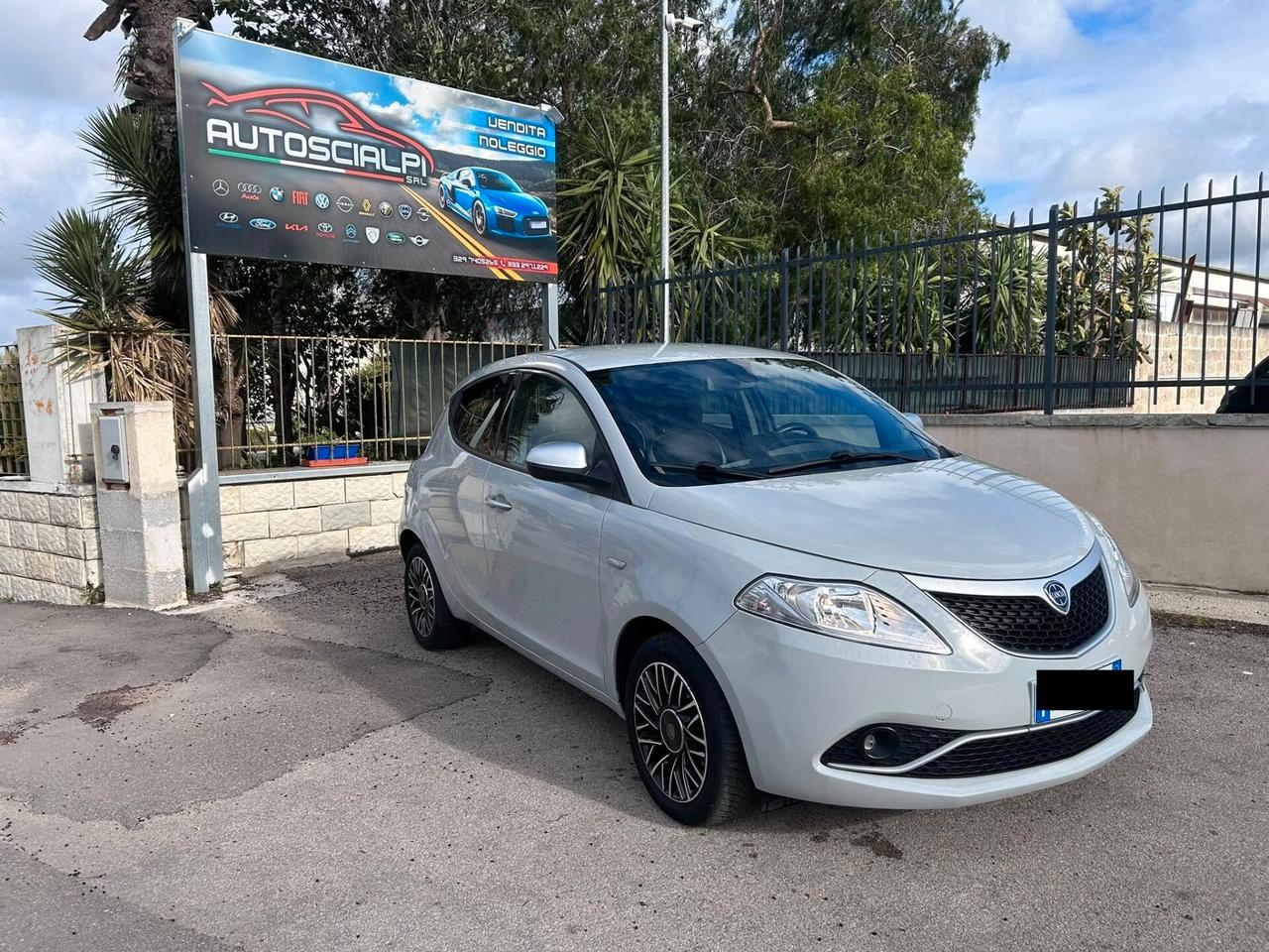 Lancia Ypsilon 1.2 allestimento Mya