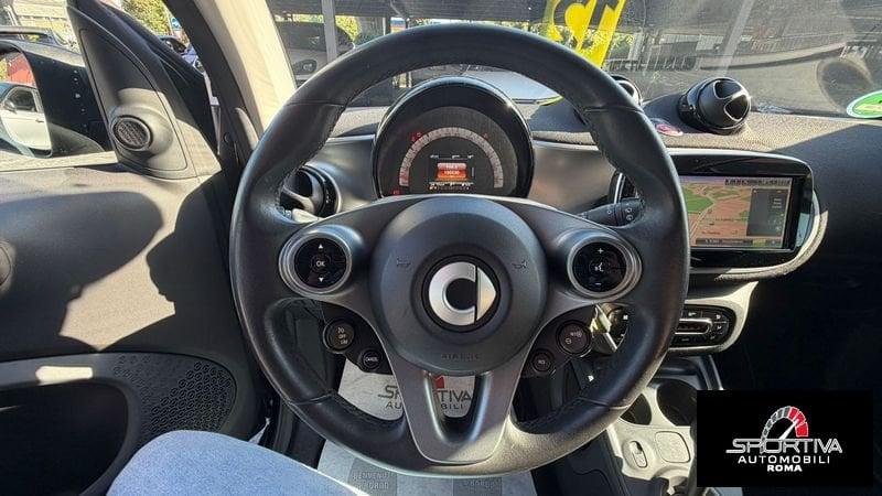 smart fortwo RATA MENSILE 193,00 EURO 70 1.0 52kW passion