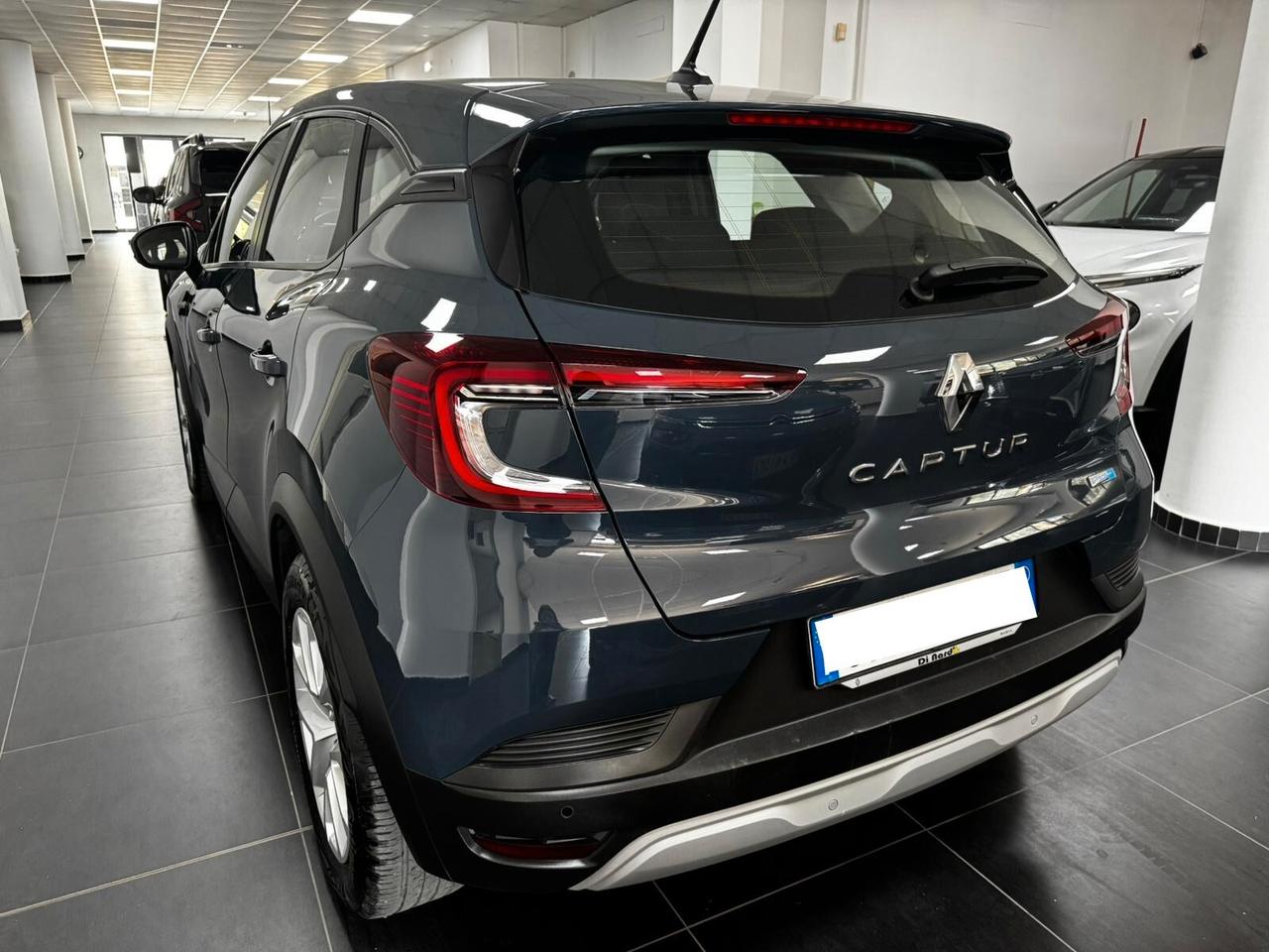 Renault Captur Full Hybrid E-Tech 145 CV Zen