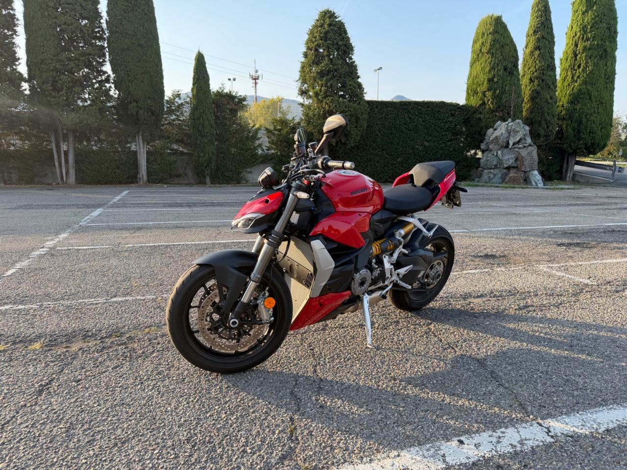 Ducati Streetfighter V2 unipro tagliandata