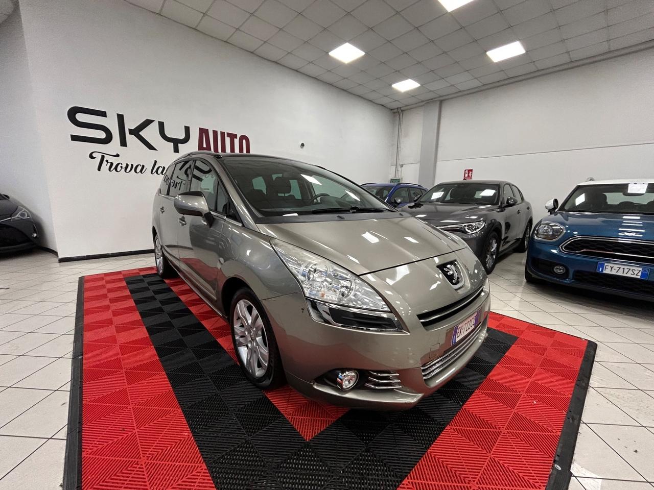 Peugeot 5008 2.0 HDi 150CV Allure