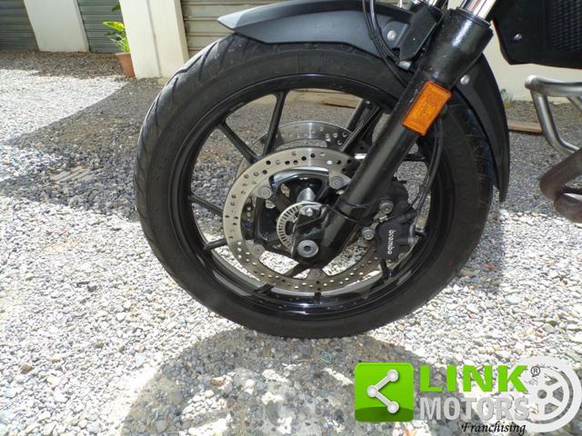 BMW F 750 GS Triple Black