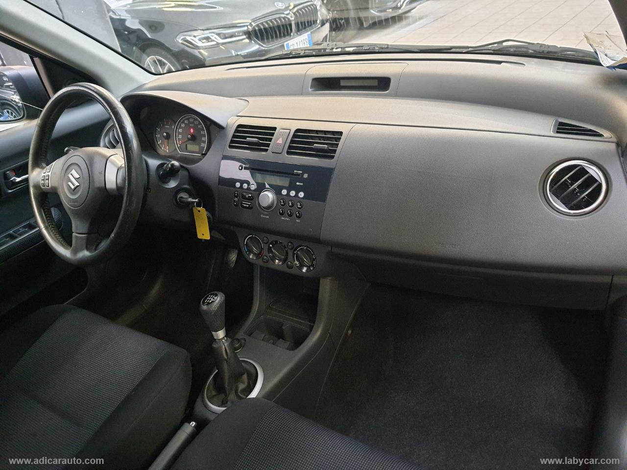 SUZUKI Swift 1.3 4x4 5p. GL