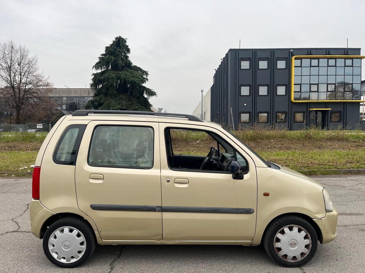 Opel Agila 1.0 12V Club