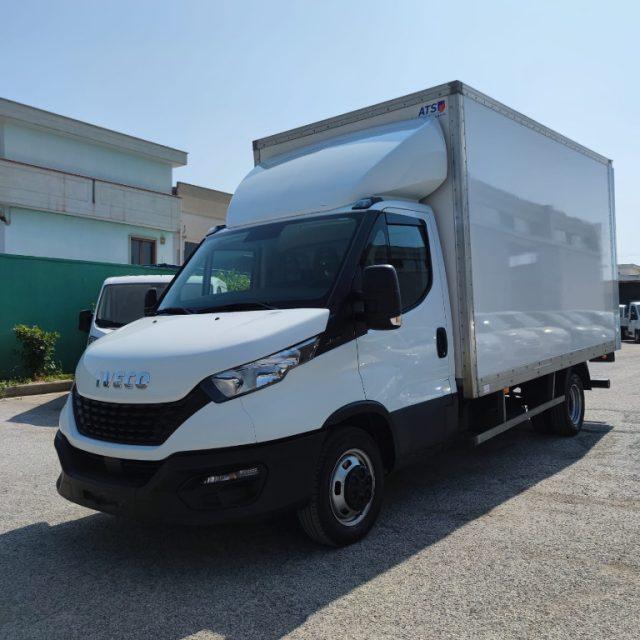 IVECO DAILY 35C16 BOX CON SPONDA POSTERIORE CARICATRICE