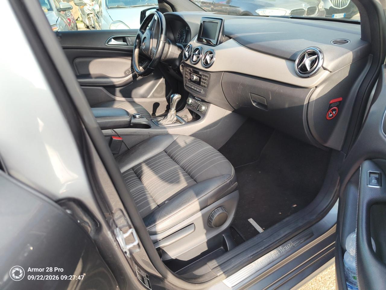 Mercedes-benz B 180 BlueEFFICIENCY Premium