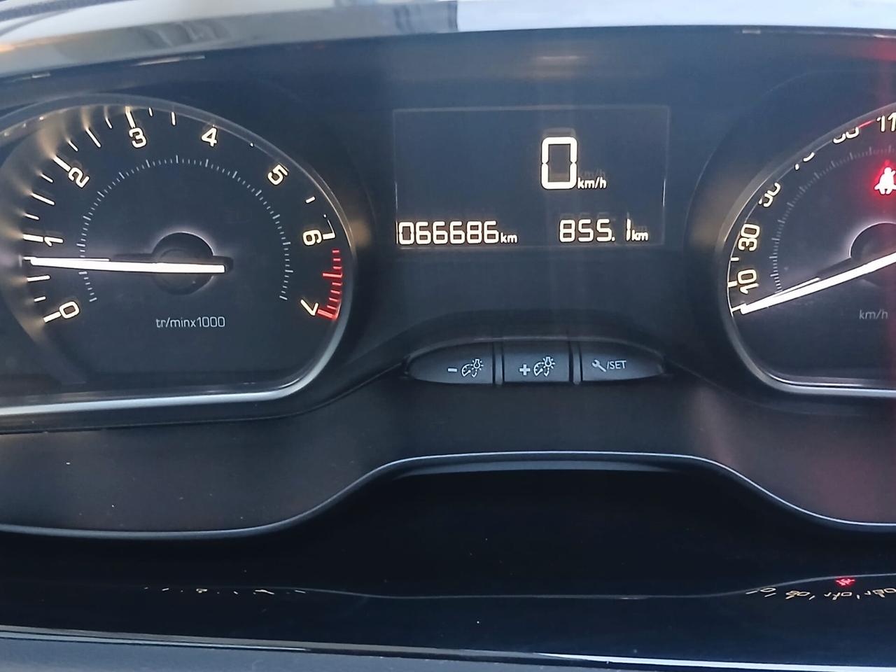 Peugeot 208 PureTech 82 Stop&Start 5 porte Active