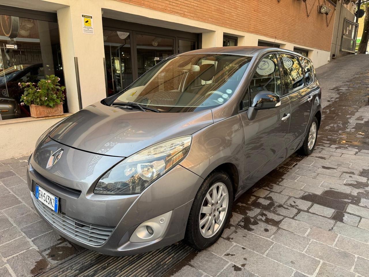RENAULT Grand Scenic 1.9 dCi 130CV Luxe 7 POSTI