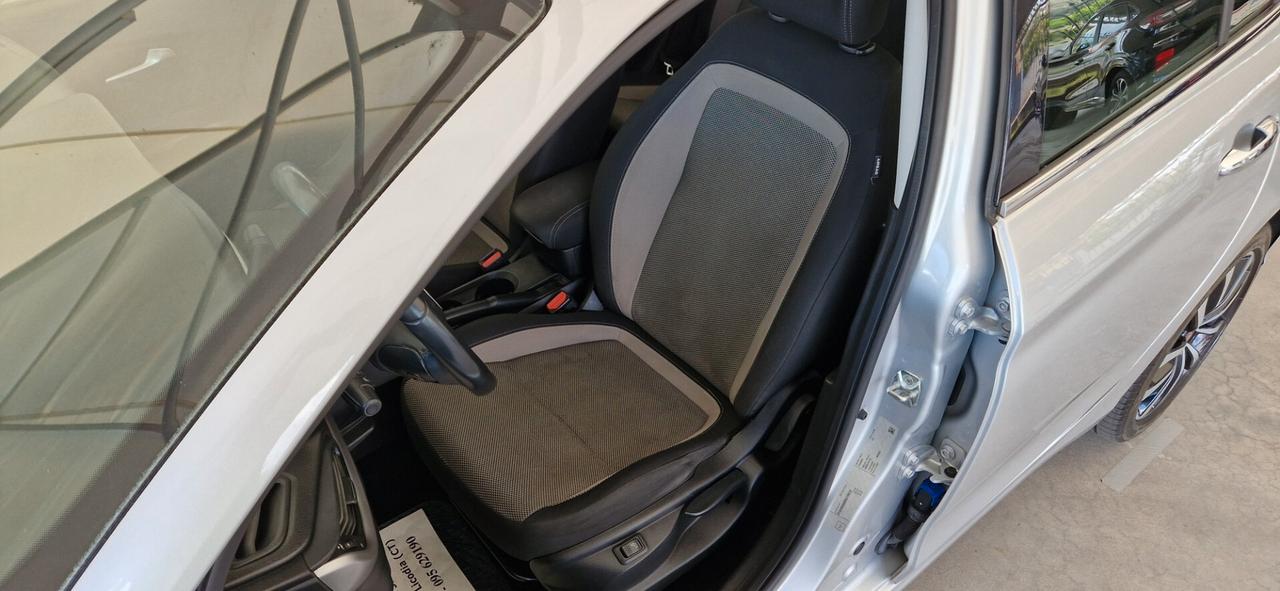 Fiat Tipo 1.6 Mjt 120cv 4 porte Lounge *Navi - Telecamera*