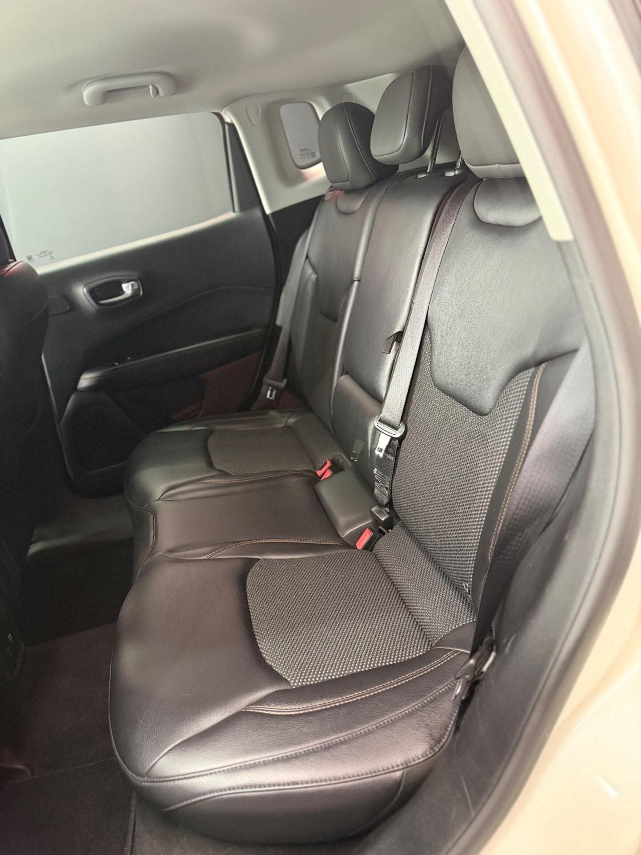 Jeep Compass 2.0 Multijet 4WD Opening Edition 2017