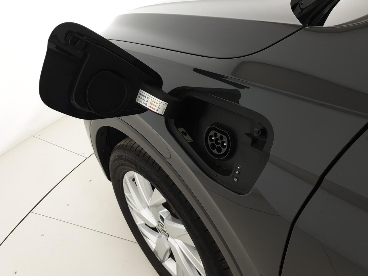 Volkswagen Tiguan 1.4 tsi eh elegance dsg