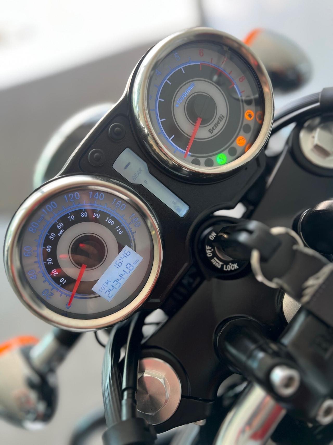 Benelli Imperiale 400 Nero Met. 2021