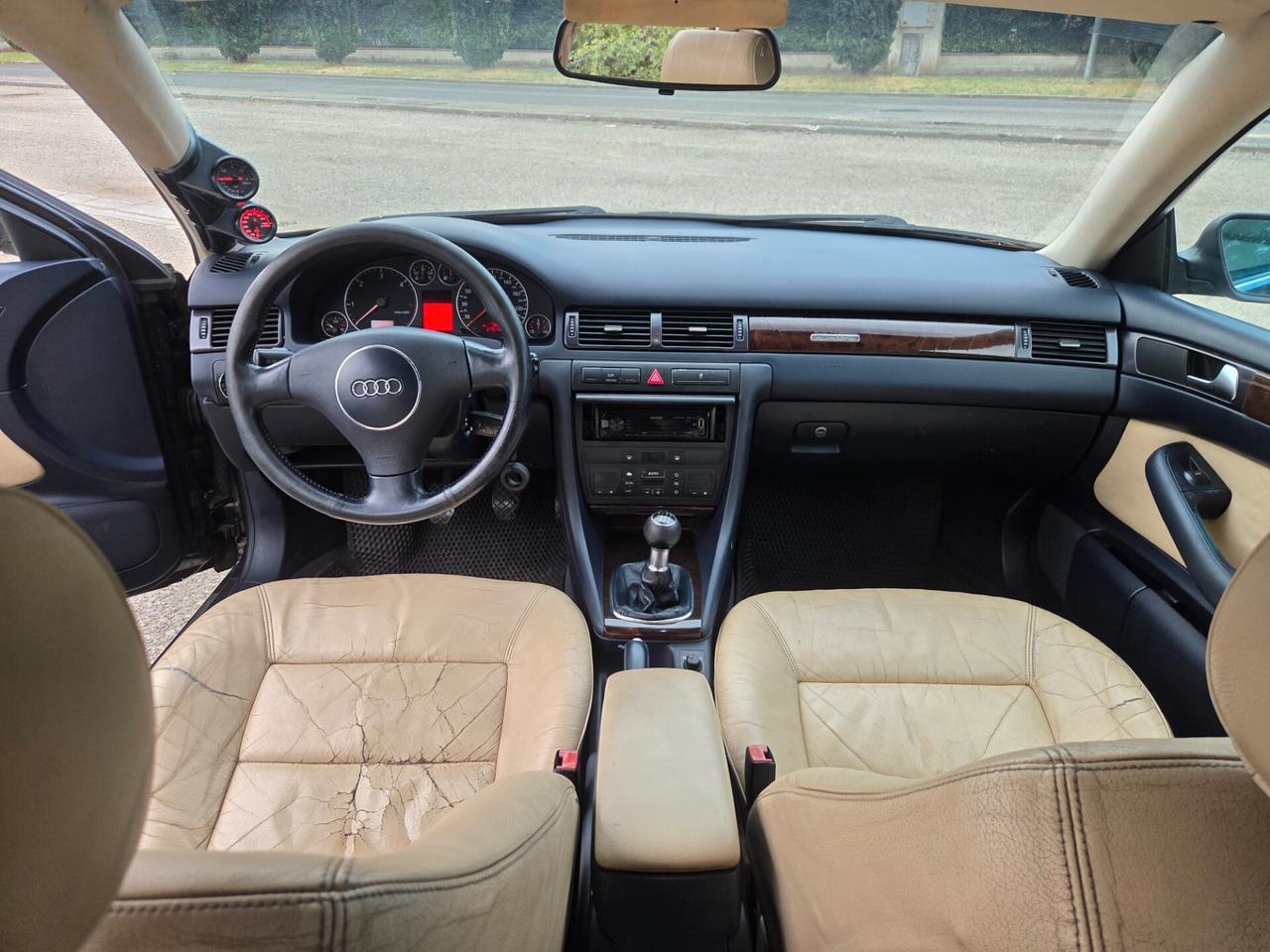 Audi A6 2.5 V6 TDI/180 CV cat Avant quattro