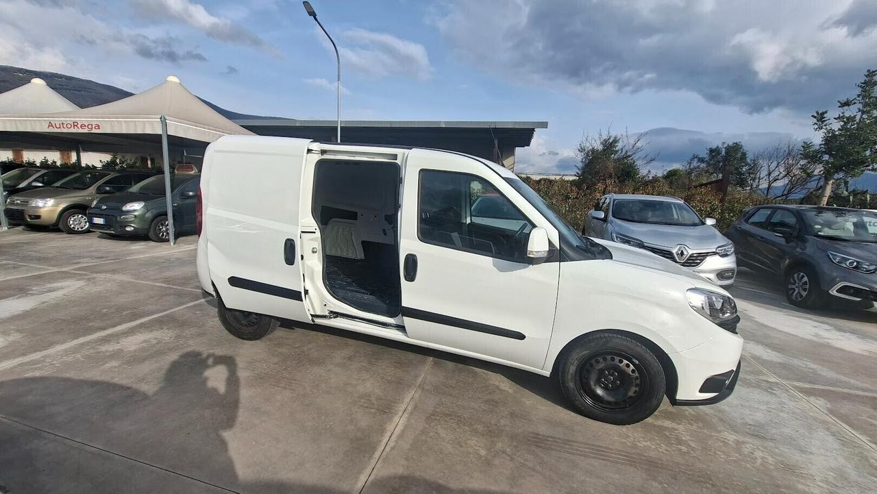 Doblò 1.6 MJT 105CV PL-TN Cargo Maxi Lamierato SX 3 posti