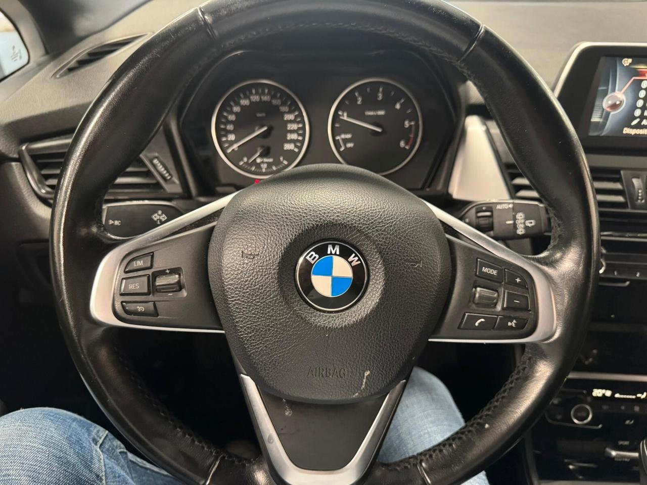 Bmw 2er Active Tourer 218d Luxury
