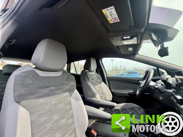 VOLKSWAGEN ID.4 Pure Performance