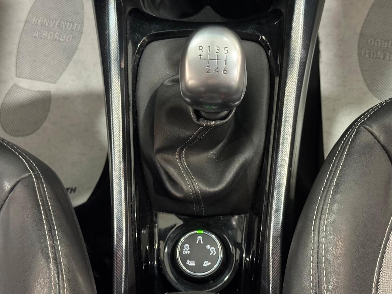 Peugeot 2008 1.6 e-HDi 115 CV Stop&Start Allure