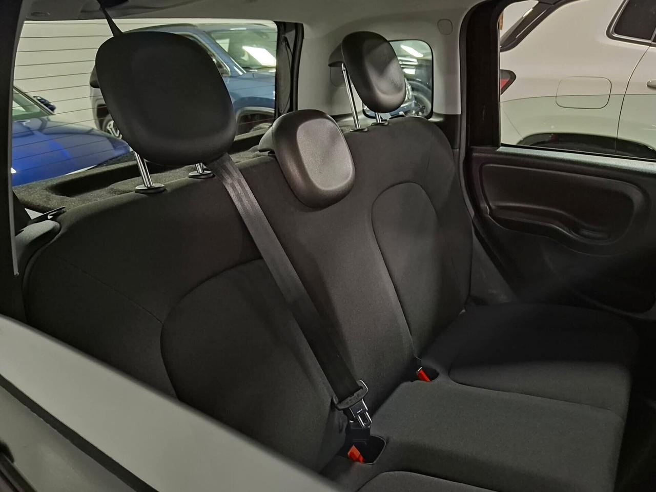 Fiat Panda 1.0hybrid sensori ,5posti