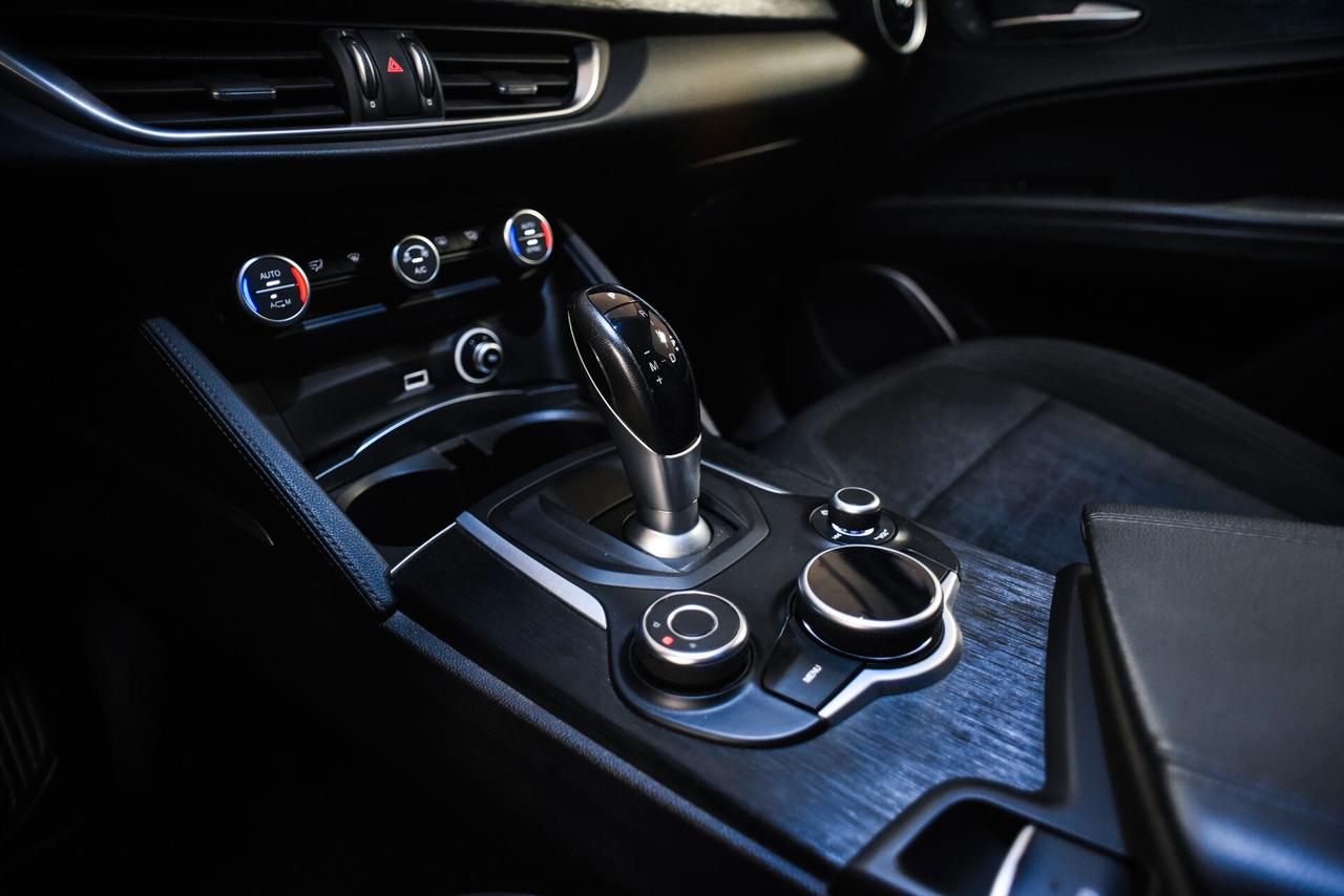 Alfa Romeo Stelvio 2.2 Turbodiesel 190 CV AT8 Q4