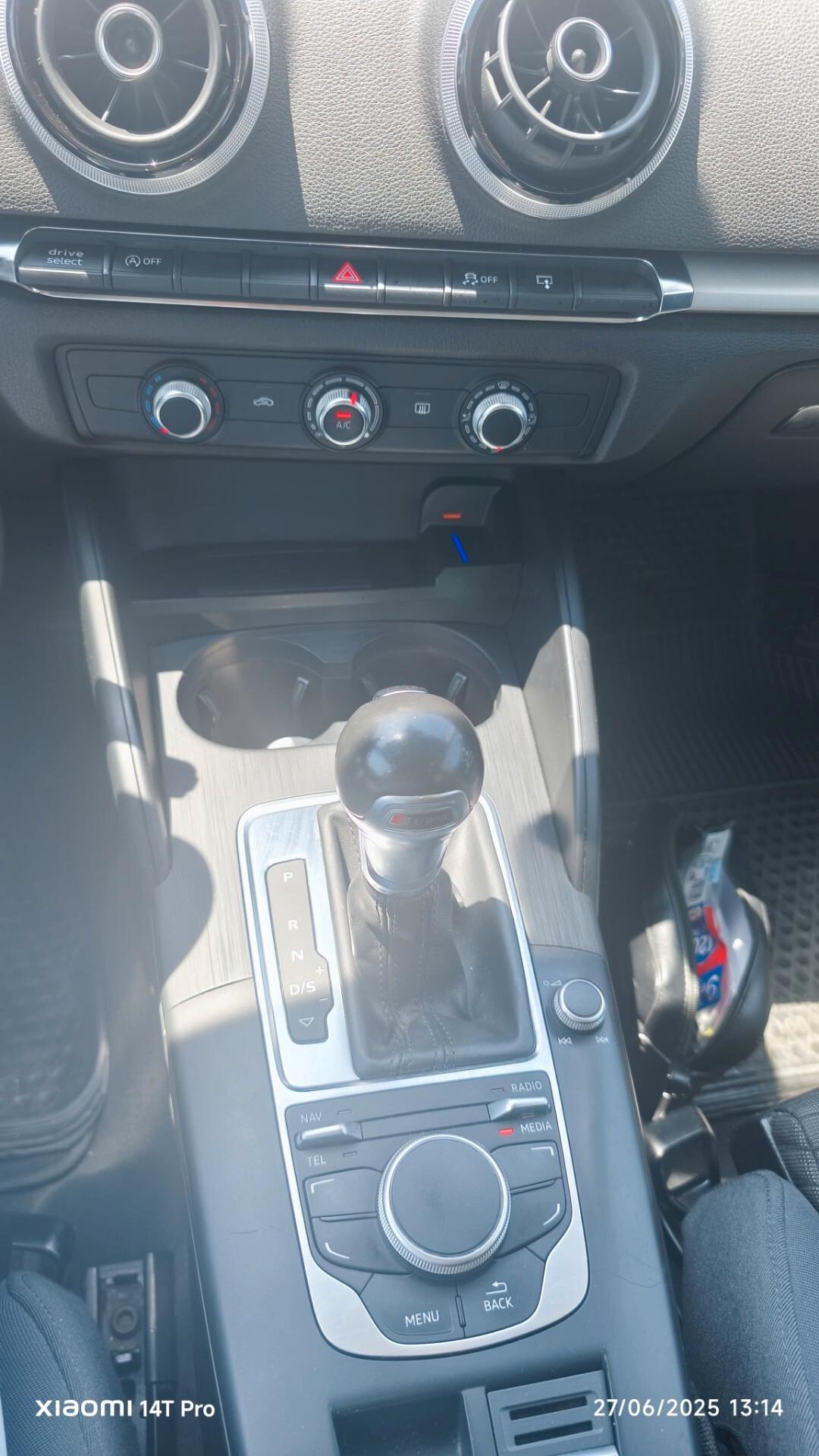 Audi A3 SPB 1.6 TDI 105CV S-TRONIC ATTRACTION 2014