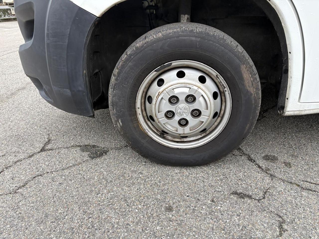 Peugeot Boxer III (II 2011) 335 2.2 bluehdi 140cv S&S L3H2