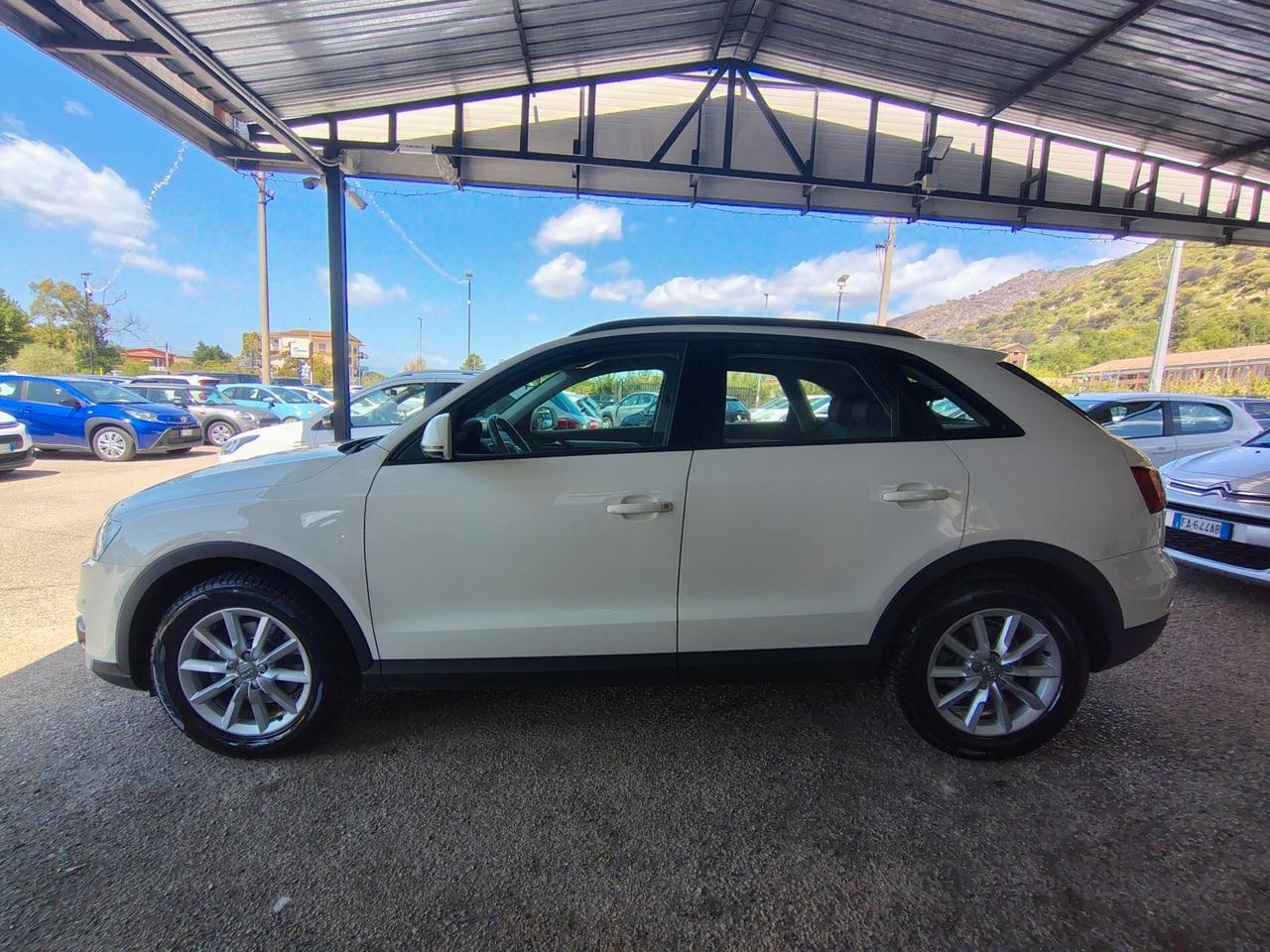 Audi Q3 2.0 TDI quattro BUSINESS PLUS