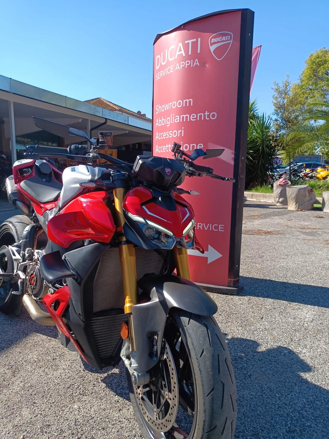 Ducati Streetfighter V4 S