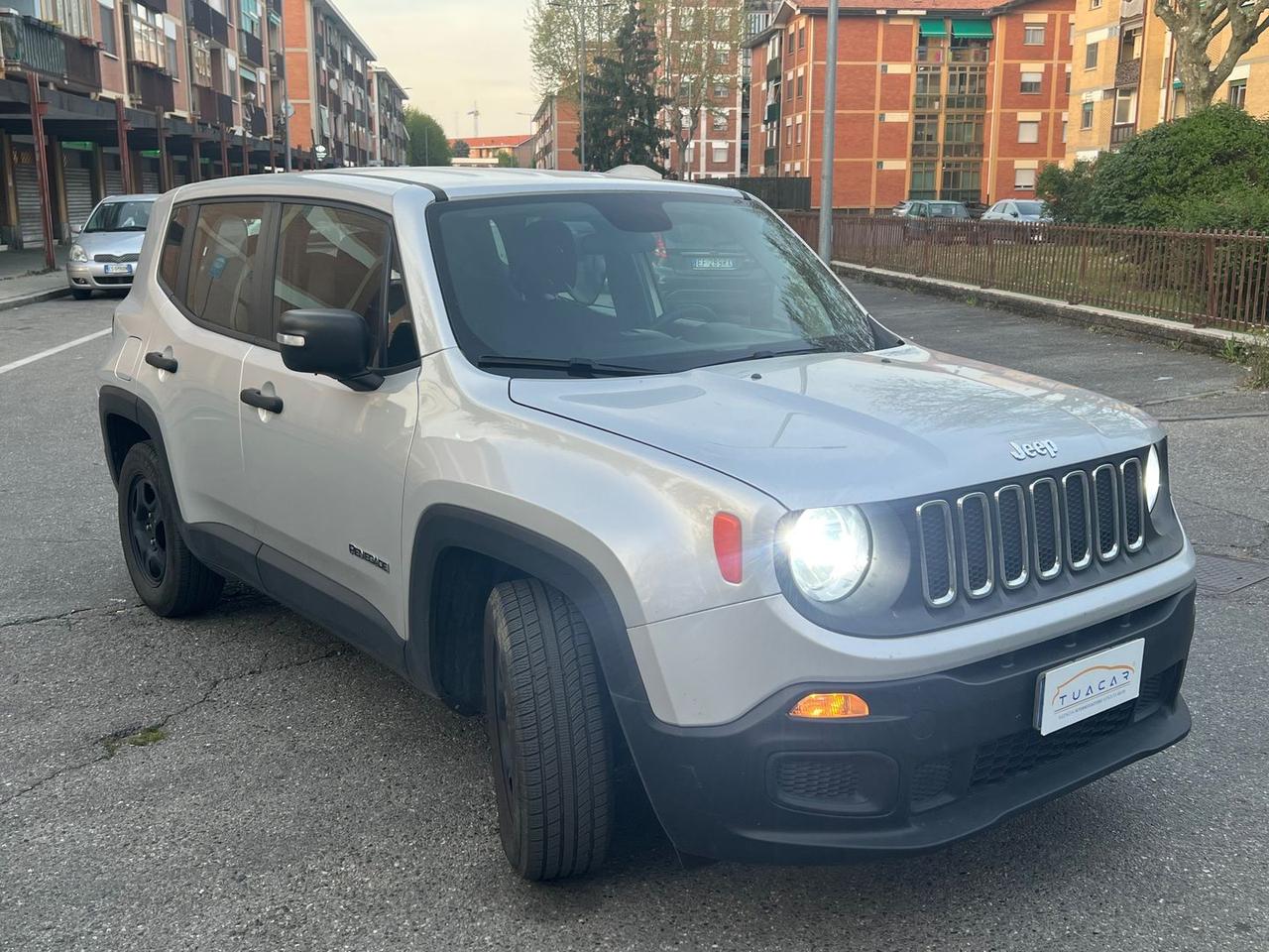 Jeep Renegade Sport 1.4 Turbo-Jet GPL #10362