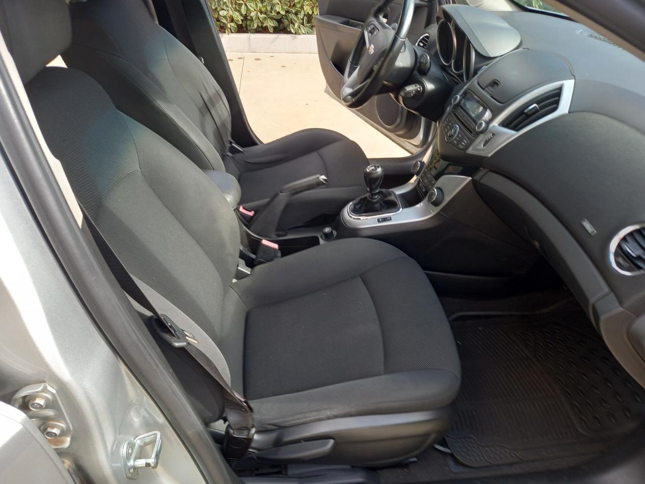 Cruze 1.7 TD 130 cv S W