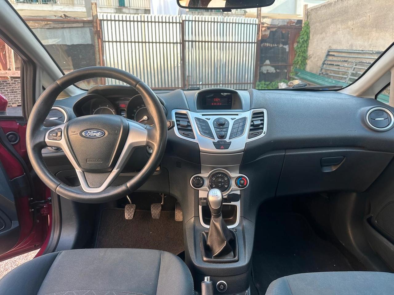 Ford Fiesta Ikon 1.4 5 porte Bz.- GPL