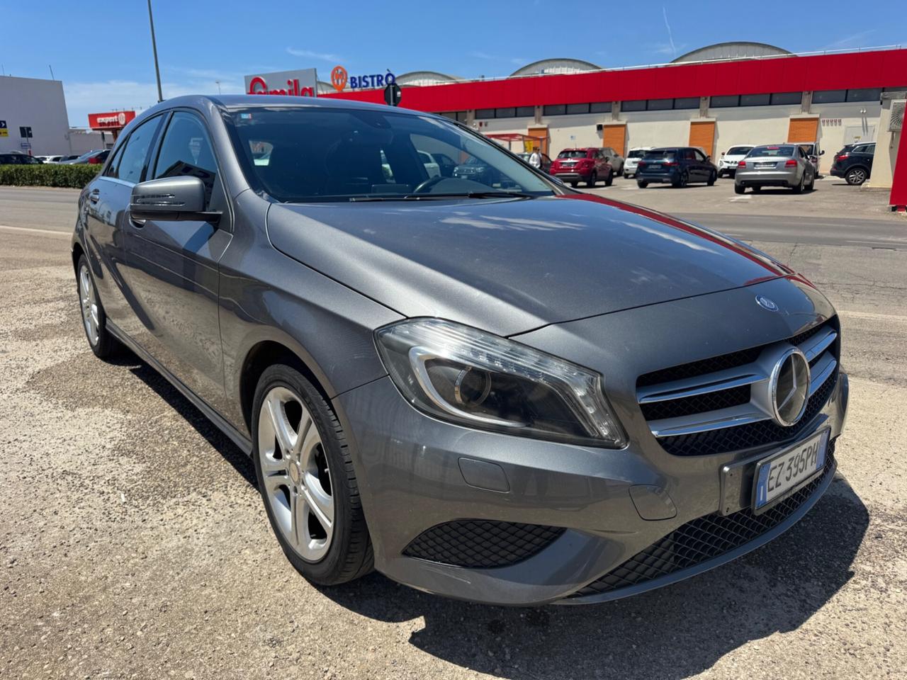 Mercedes-benz A 180 - 1.6 benz - 2013