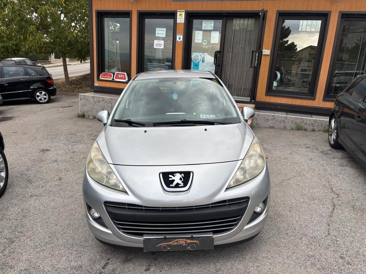 Peugeot 207 1.4 HDi 70CV 5p. Active