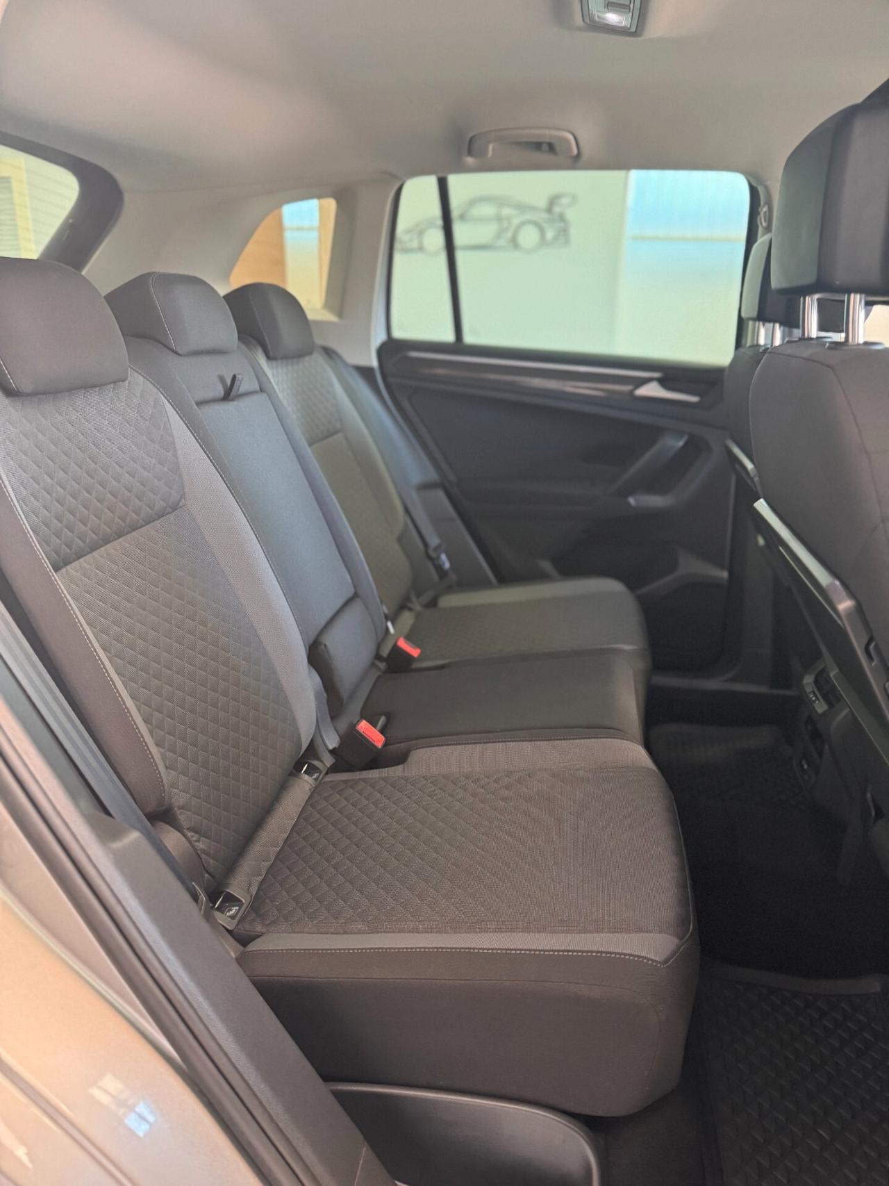 Volkswagen Tiguan R Line