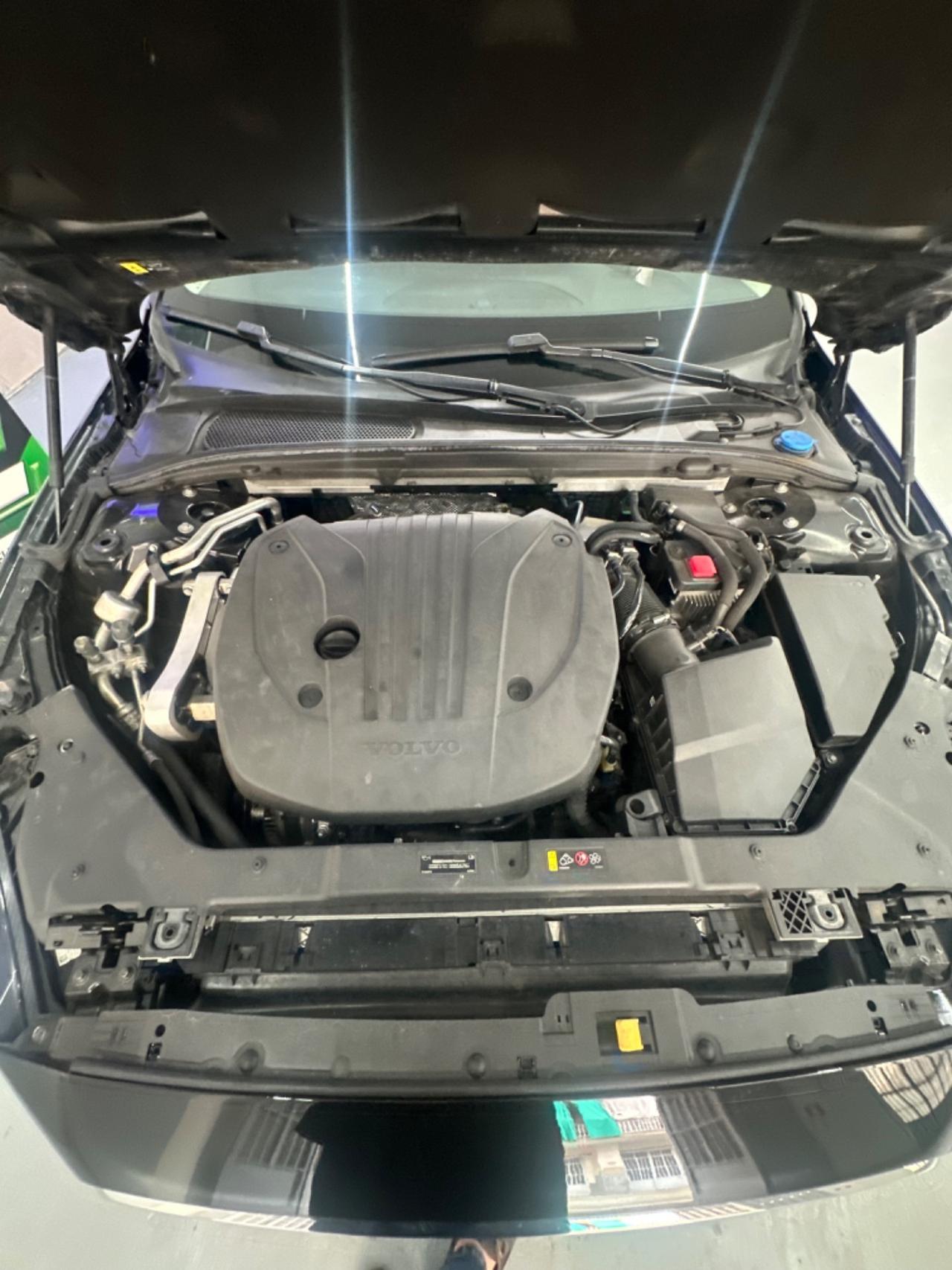 Volvo V60 B5 AWD Geartronic Momentum Business Pro